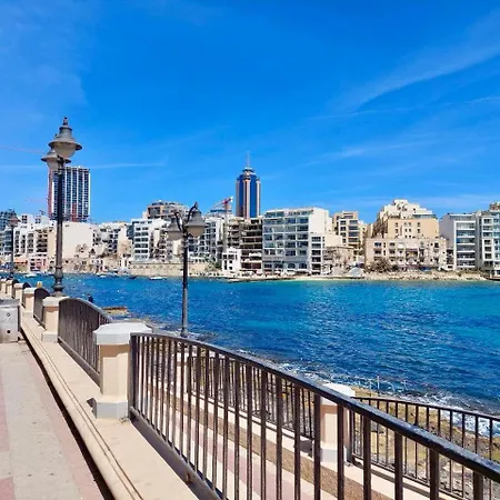 Gasthuis Malta Crown *