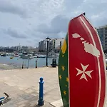 Malta Crown سانت جوليان