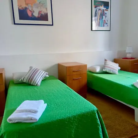 Malta Crown Πανσιόν