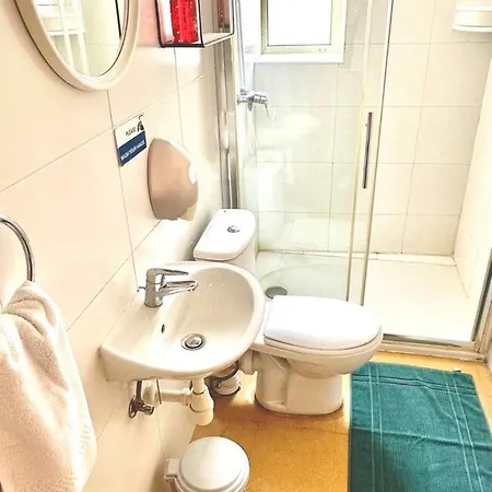 Malta Crown Guest house