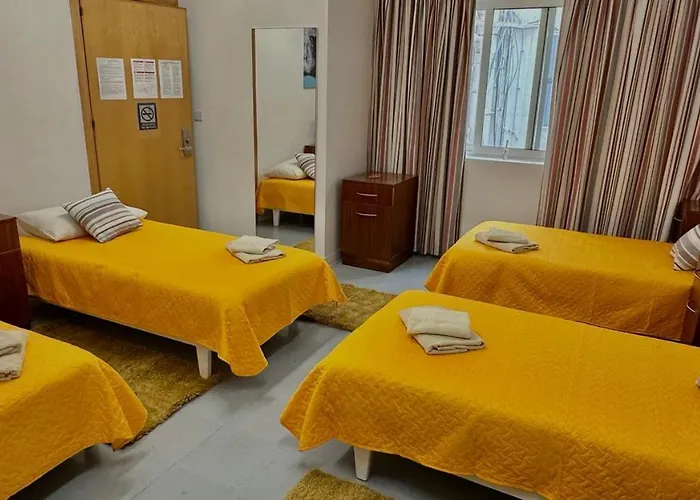 ゲストハウス Malta Crown *