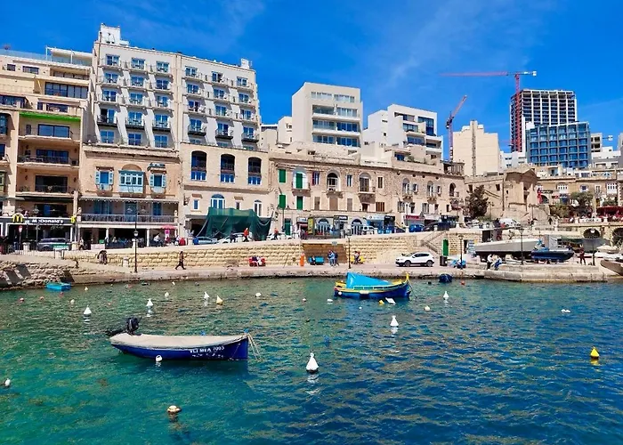 ゲストハウス Malta Crown