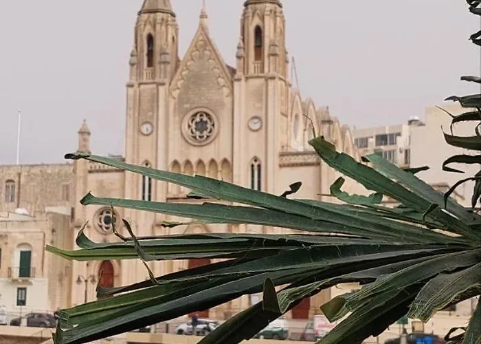 Malta Crown Saint Julian's