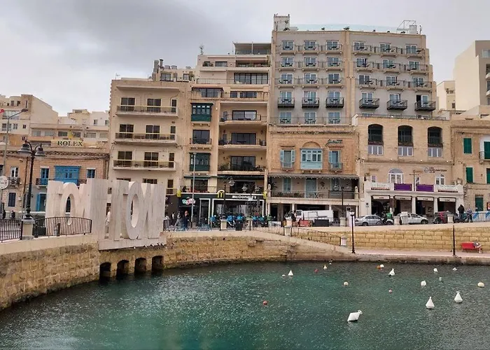 Malta Crown * Saint Julian's